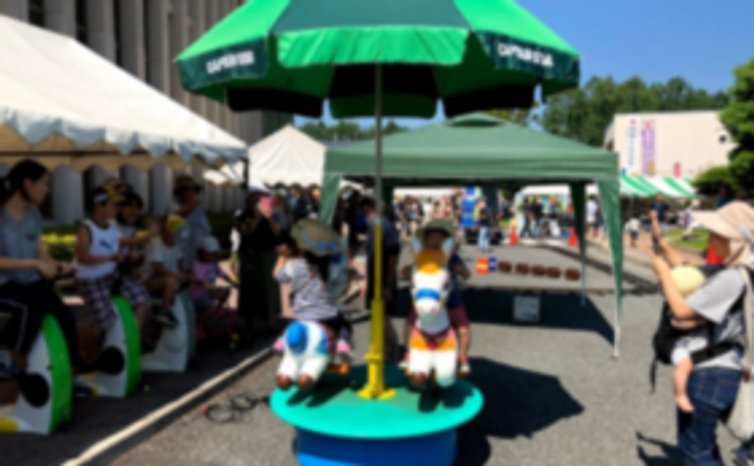 みんなで参加・応援「持続可能・循環型社会」。ファミリーご観劇権（大人A席2席＋お子様などＡ席10席。）