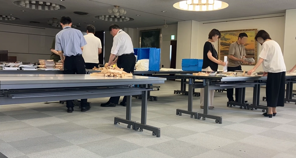 【活動報告】旅行会社への資料封入作業を行いました！