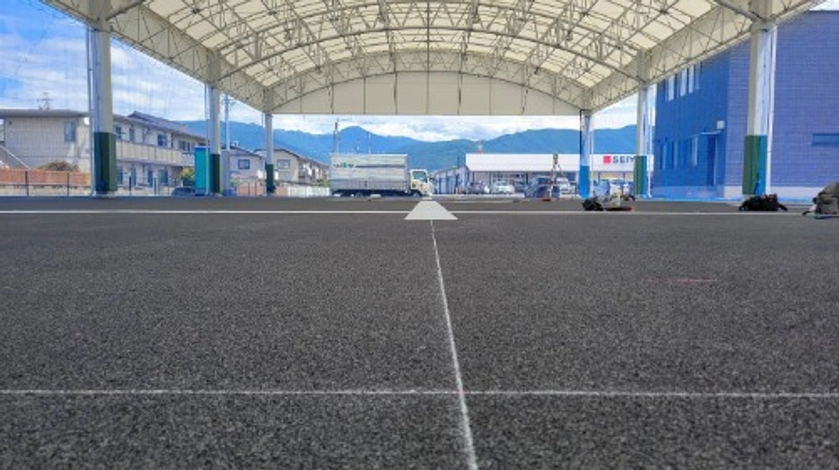 人工芝施工開始！