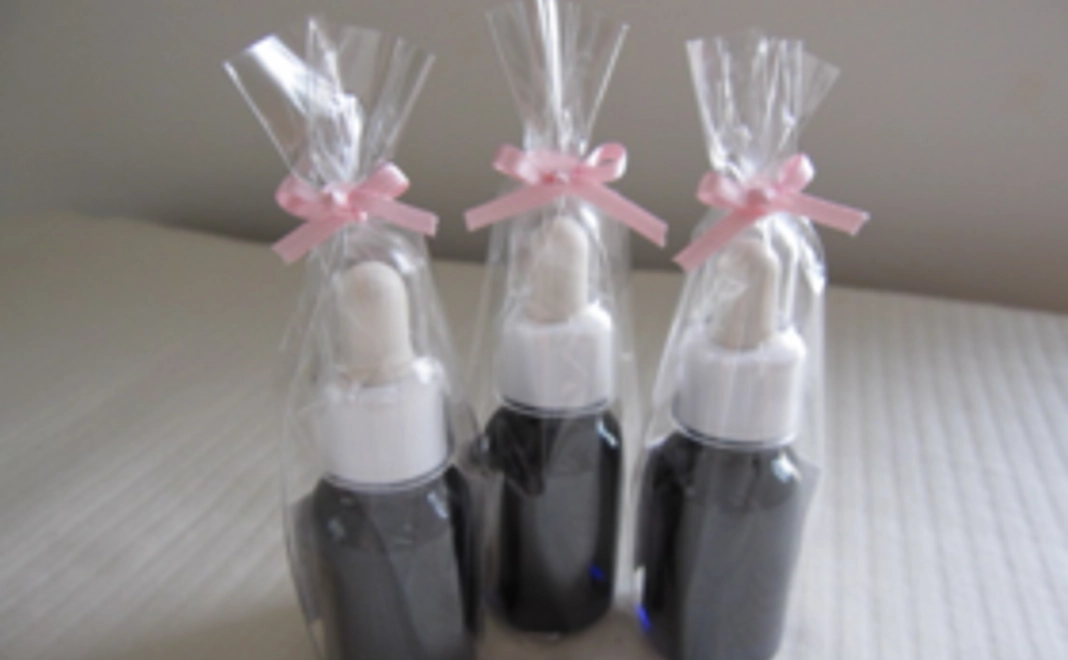 お礼状とハーブ雑貨のボトル1本（10ml）