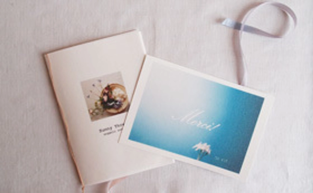 Merci card とブックレット