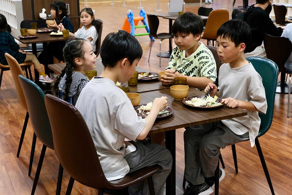 オープンして1か月、毎日にぎやかです