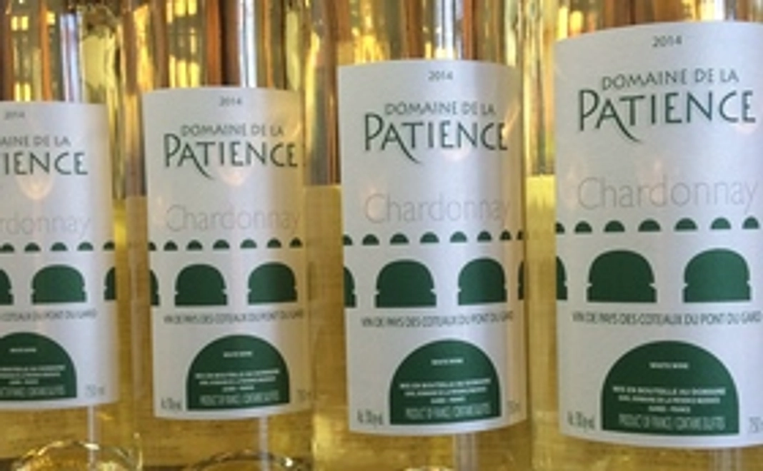 完全無農薬ワイン１本、または調味料セット