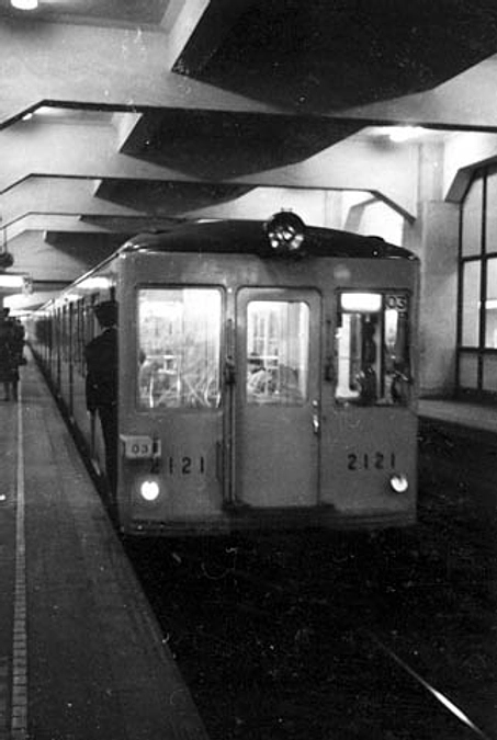 デハ1002号（2040号）の救出を通して、首都圏の未来を変えること