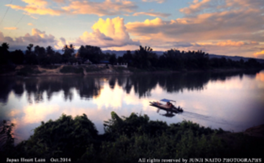 スマホも対応！ラオス僻地の絶景壁紙