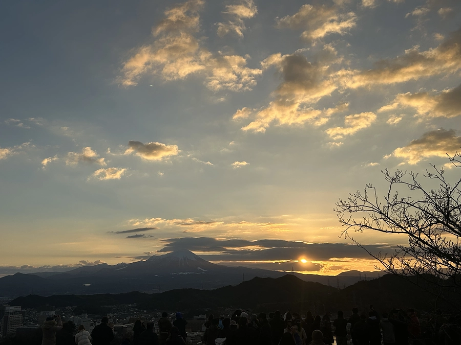 新年あけましておめでとうございます