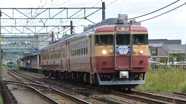 現役で活躍する最後の国鉄急行形電車クハ455ー701を延命させよう