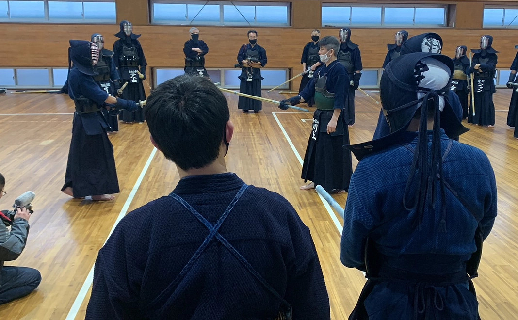 感謝メール１通のみ、支援複数