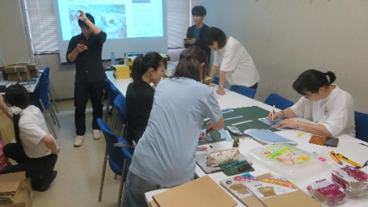 返礼品の発送準備＆展示ケース修繕報告第２弾