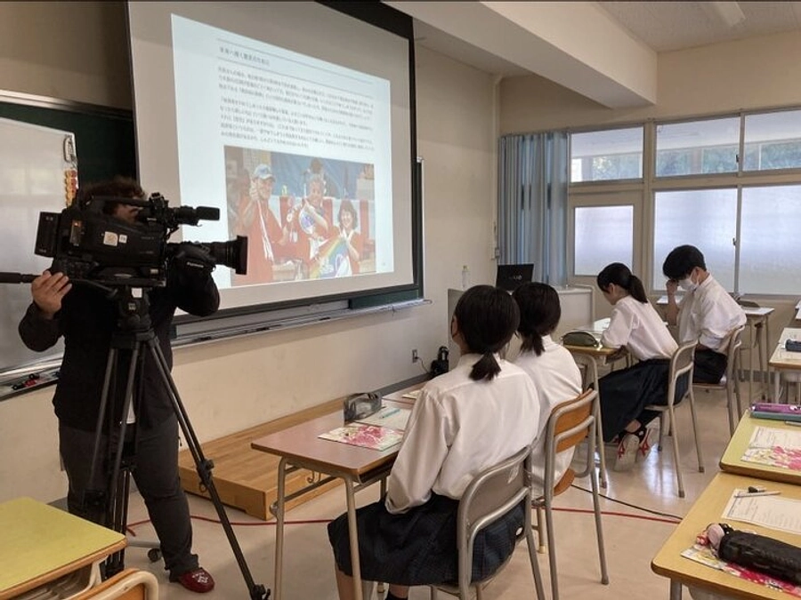 伊野商業の生徒たちにボランティアスタッフの事前学習をしました