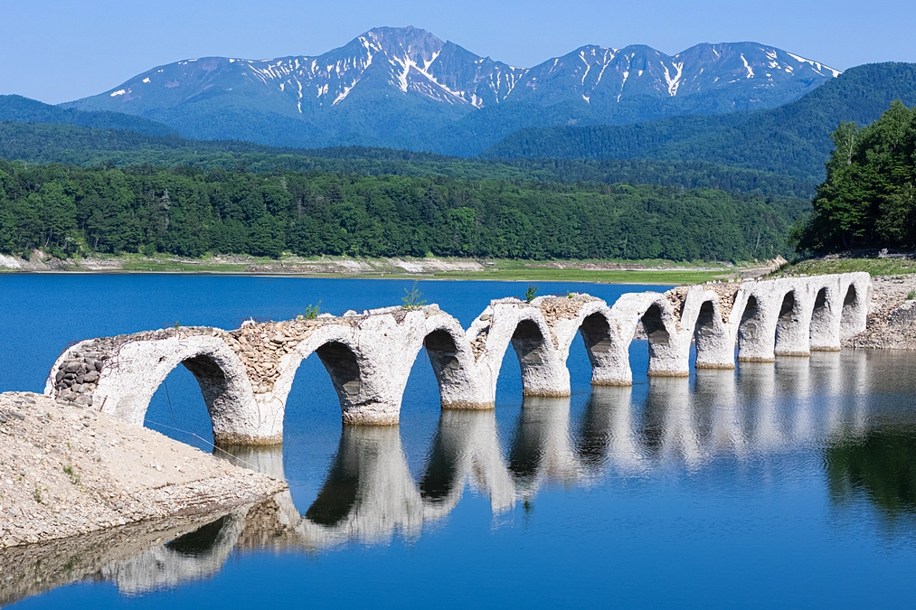 タウシュベツ川橋梁の近況記事のご紹介です。