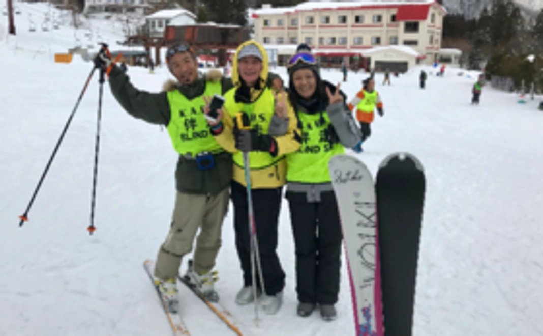 ブラインドスキーに挑戦したいという気持ちをサポート