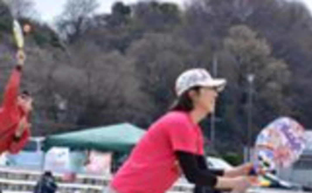 ビーチテニスプレーヤー世界ランカーの岡崎宏美さんの「ビーチテニス体験会」
