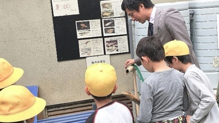 「あきらめなければ、夢は叶う」小学校の池にホタルを呼ぼう！