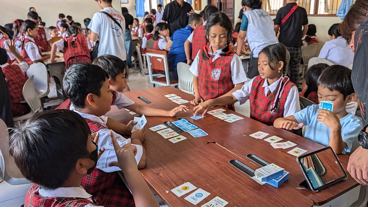 スポーツ×薬学で楽しみながら学べるお薬授業をインドネシアの子供達へ