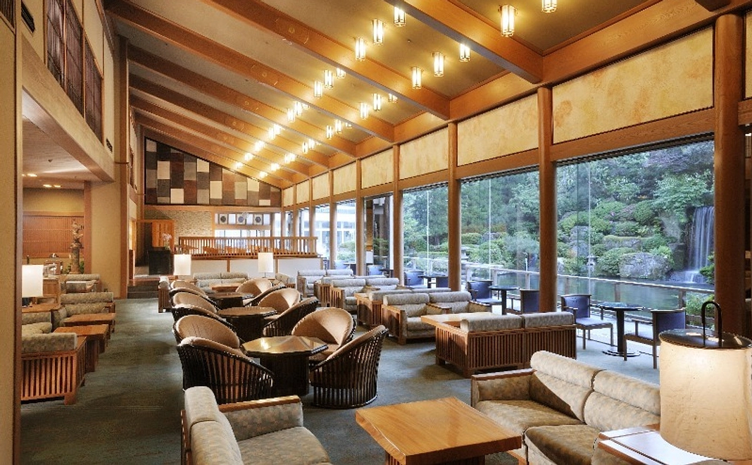 心温まるおもてなし|水明館1泊2食ご優待と掬水荘拝観(2名様分)