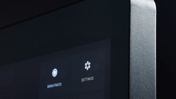 日常が変わる!未来の鏡【SMART MIRROR 2045】