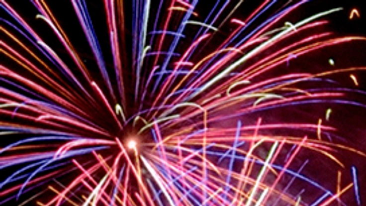 第３５回しわひめ水車まつりのイベントとして、花火を打ち上げます。