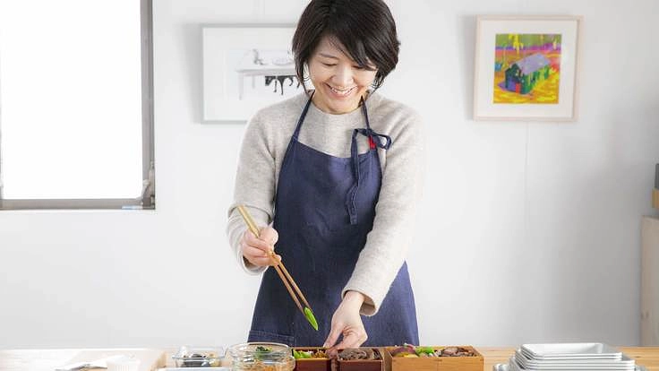 台湾との共同企画、コーヒーかすで弁当箱!?プラ問題を考える契機に