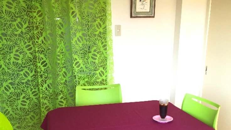 悩んでいる人や、苦しんでいる子どもに、無料でカウンセリングを