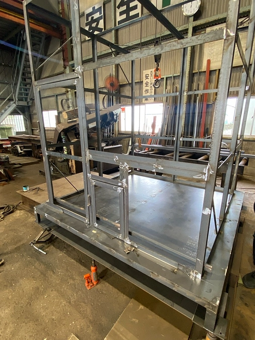 松煙の煤（すす）の生産設備が出来てきました！