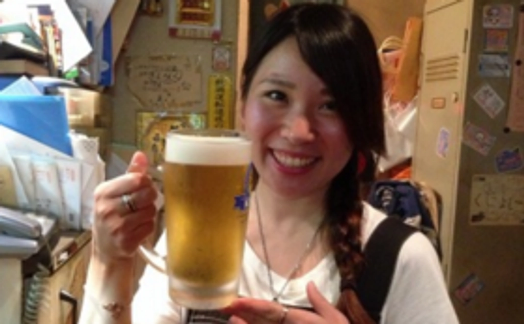 ドリンク4杯無料券と、くによし主催イベントに優先的に招待します！