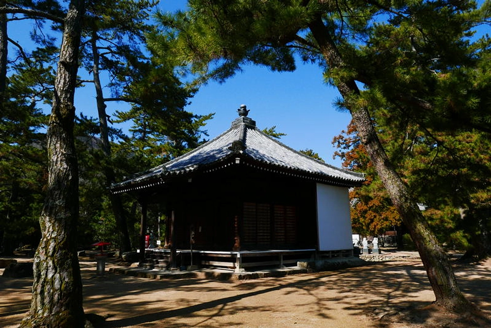 大日如来堂の過去と現在についてご説明いたします