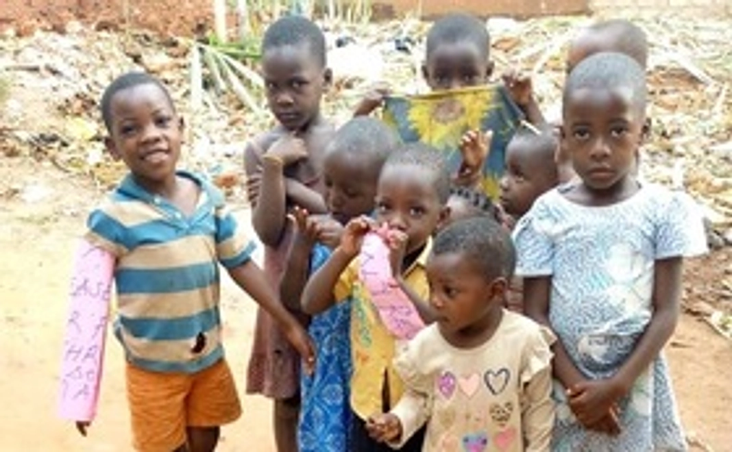 現地の方々からの感謝動画と近況報告