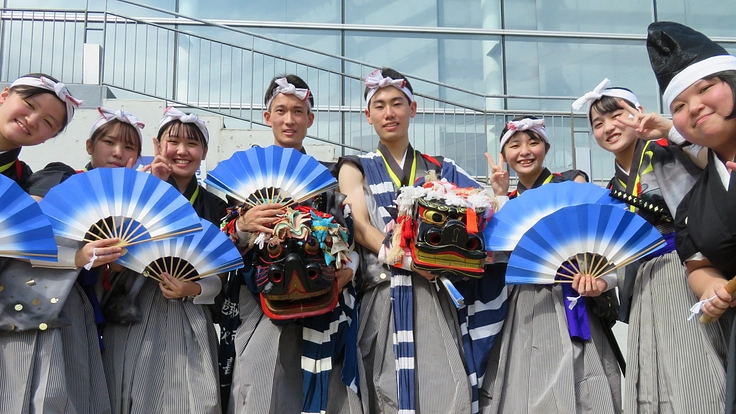 小さな村の小さな高校の生徒が郷土芸能の伝承に取り組み日本一を目指す