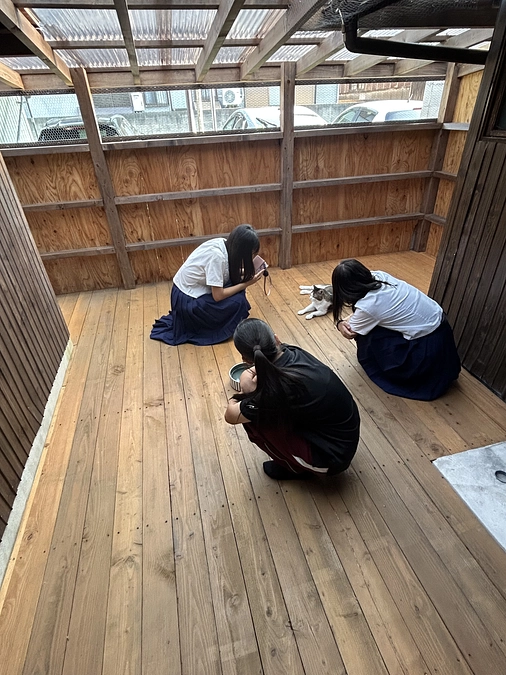 【毎日増えるご支援とメッセージが嬉しくてm(_ _)m】昨日は長屋へ学生さんが来られました！