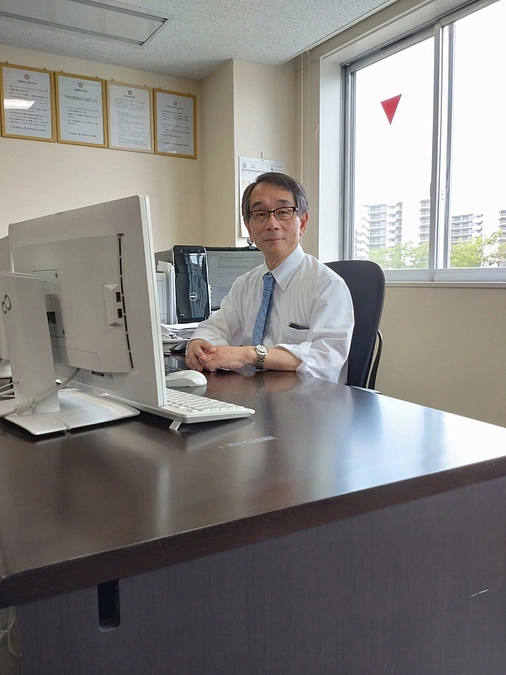 クラファン新着情報のラストマンは中谷院長です！