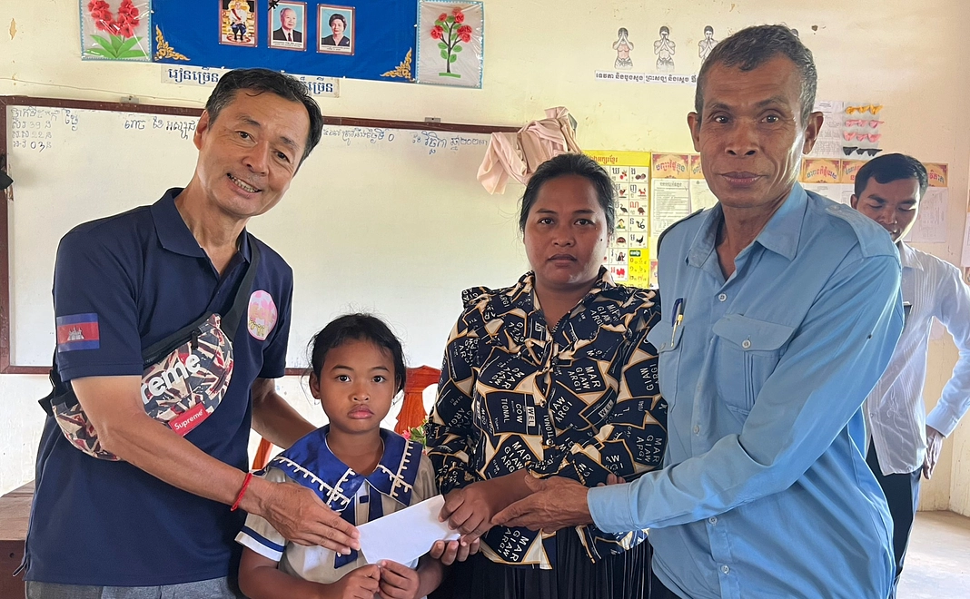 【足長おじさん】マンスリーチャイルドサポーター5000円コース（２名分）