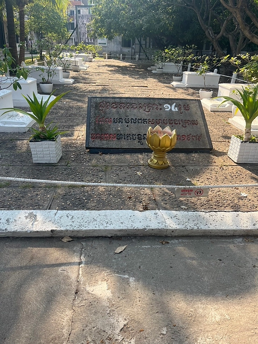 活動日２日目　カンボジアの歴史を知る旅