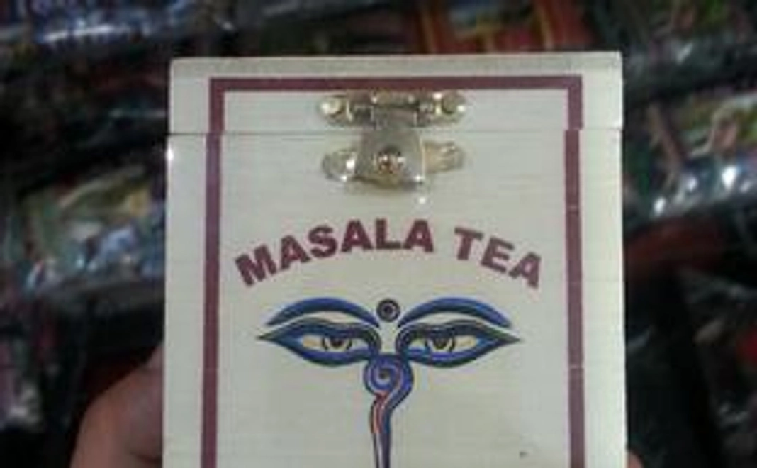 ネパールのお茶、ポストカードなど