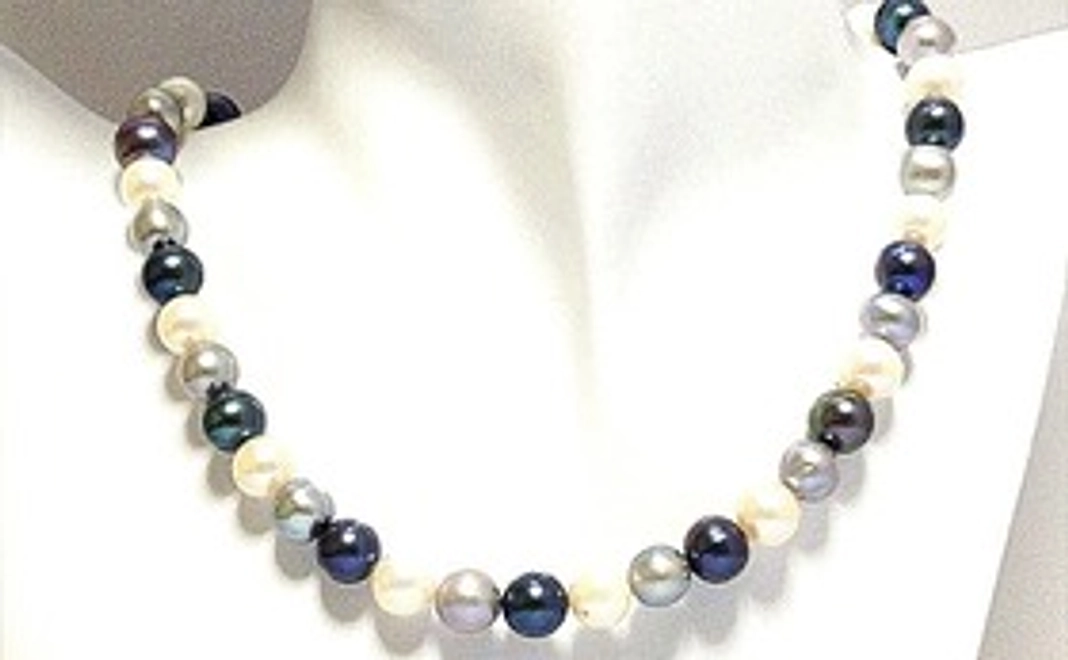 先着１０名様３０％OFF　◇照り巻き最高！南洋湖水パールマルチネックレス8～9ｍｍ前後