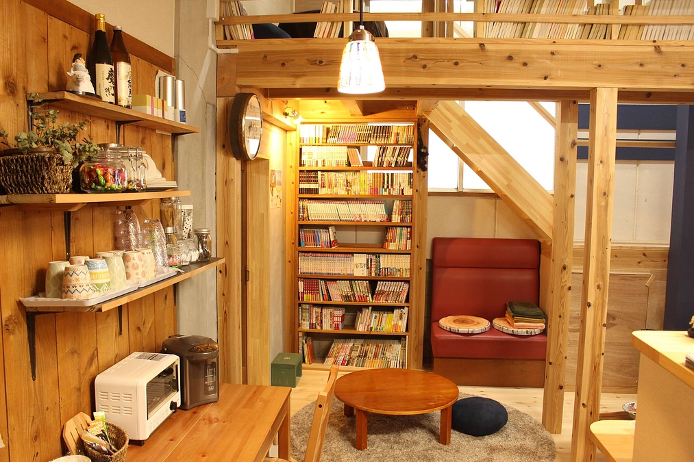 【リターン宿泊チケット協力宿紹介②】『唐津ゲストハウス少女まんが館Saga』