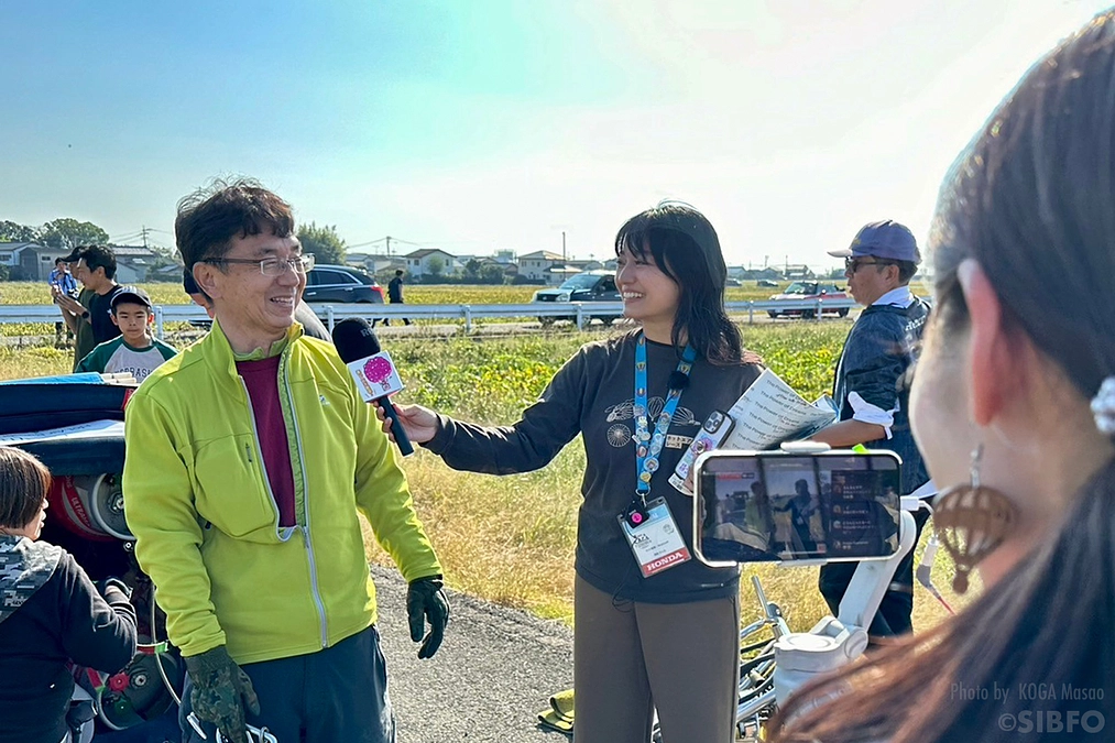 【配信の裏側④】インターネット配信で"バルーン愛”溢れるあのMCにインタビュー！