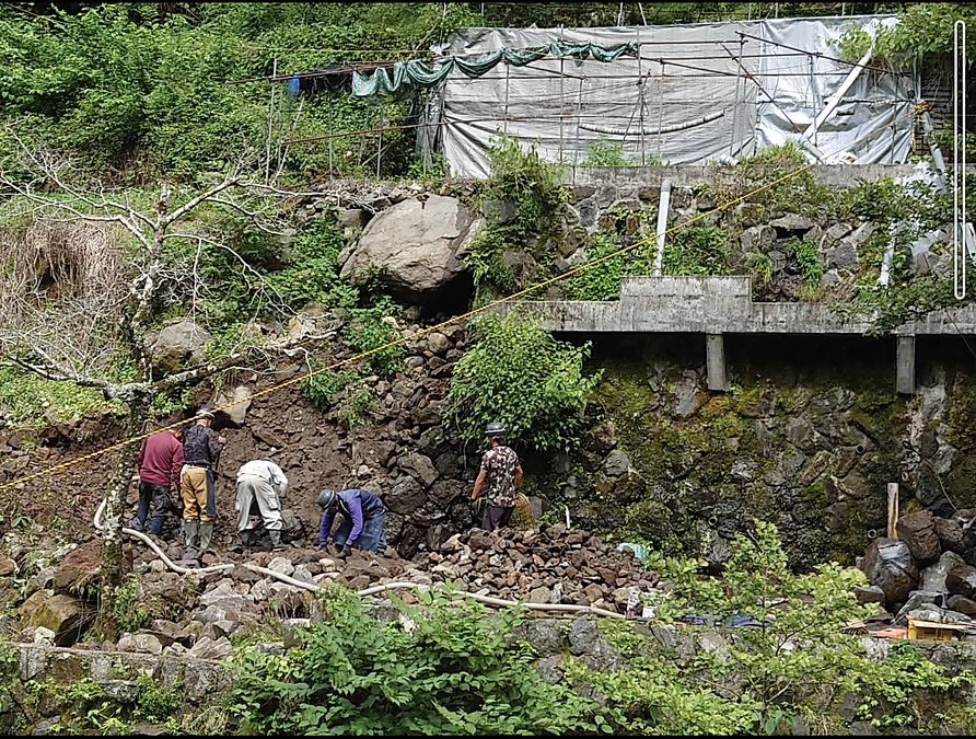 崩落した石垣の復旧作業始まりました！