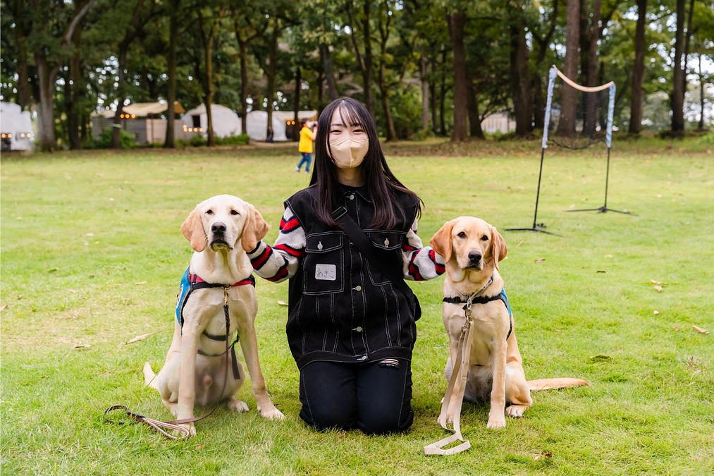 ファシリティドッグに助けられた高校生の恩返し　「こども企画室」プロジェクト