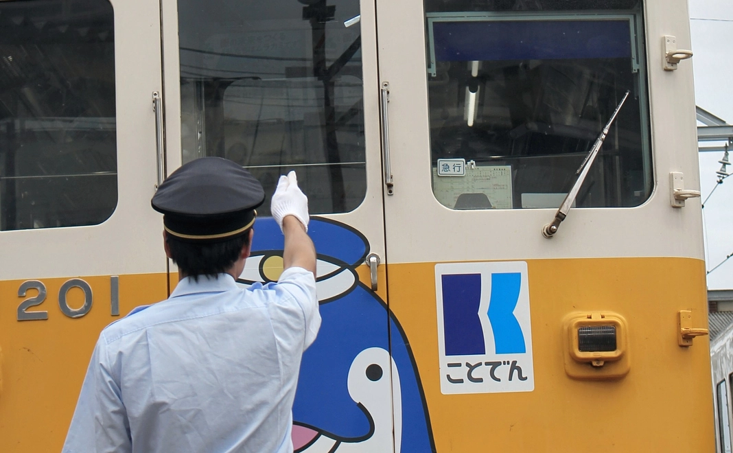 鉄道関係者の方おすすめ！白電で電車ごっこ企画