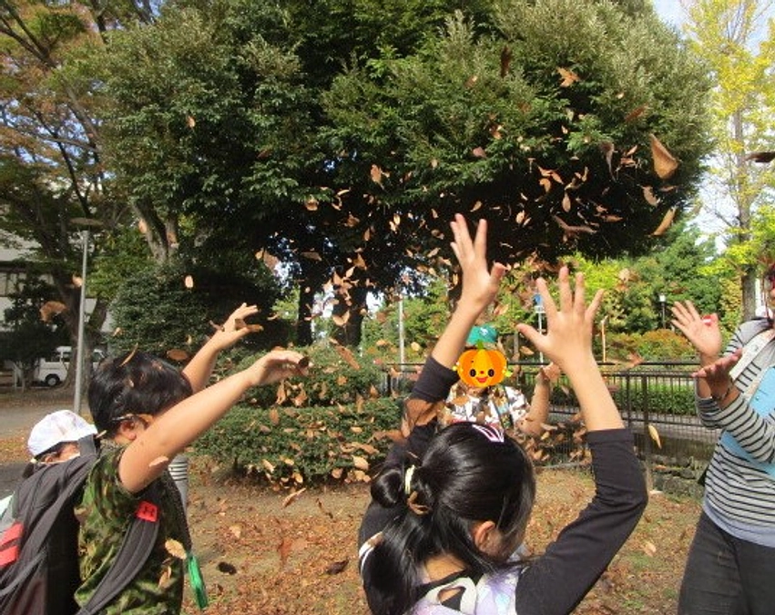 児童クラブ秋の様子　と　法人企画のご報告