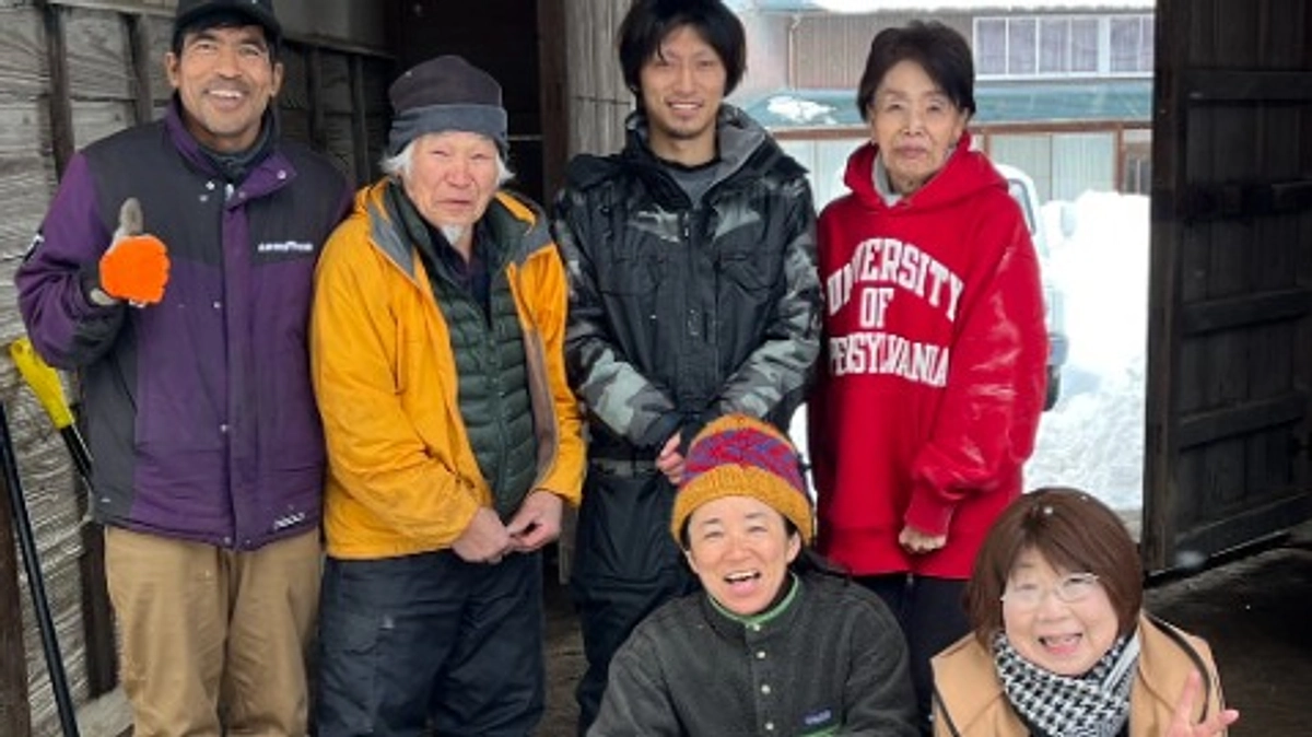 24日（月）、第二回柿渋塗りを行いました！