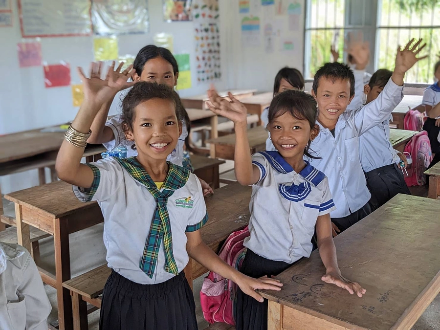 小学校を訪問してきました！