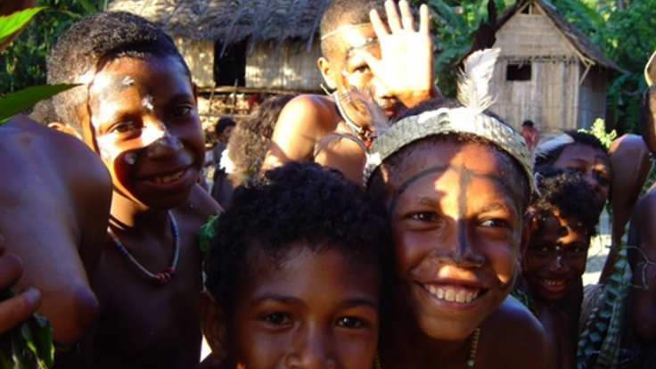 パプアニューギニア～世界の水銀被害にある過酷な青少年を救う！