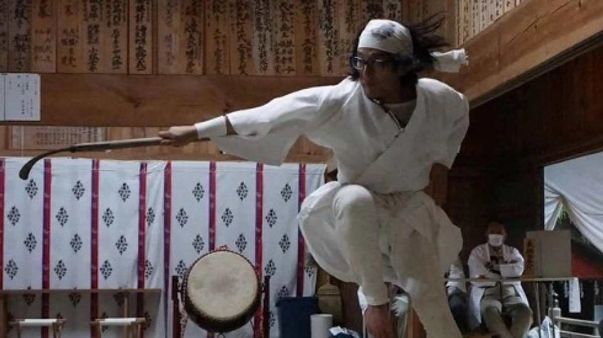 真田氏旗下、吾妻衆伊与久党後裔。真田忍者研究会 代表 伊与久松凬様