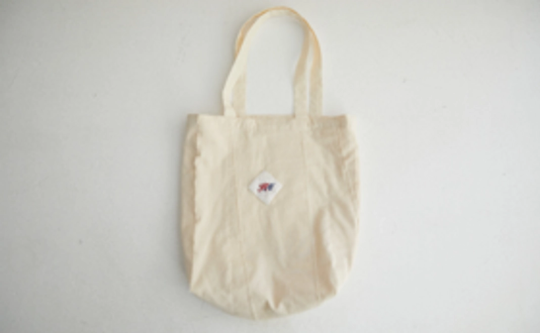 ドレスのハギレを使ったエコバック(中)