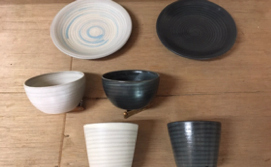 【好評につき追加】復興後、原彦窯初焼の記念品、小石原焼(小)（2018年8月までにお届けコース）