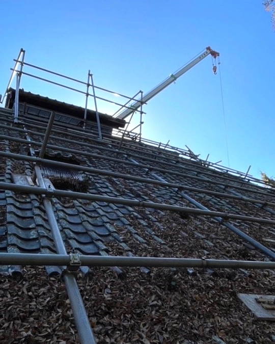 大屋根修繕の工事が始まりました！