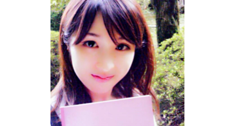 人生初エッセイ「蜂の巣から逃げ出して」を書籍にしたい！