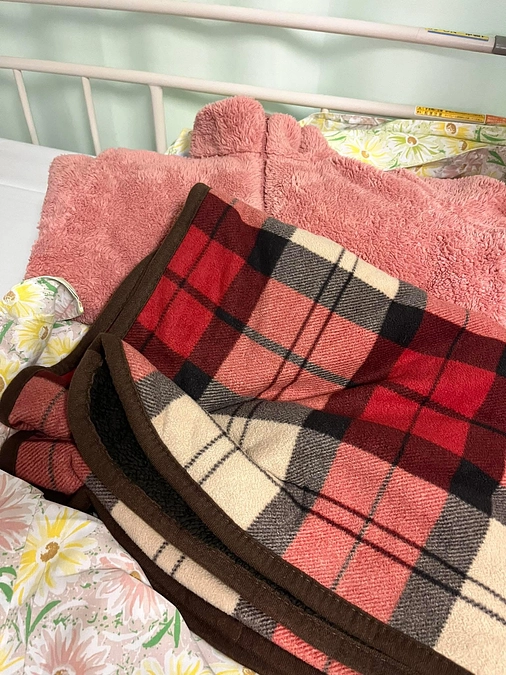 羽織る物と、膝掛け